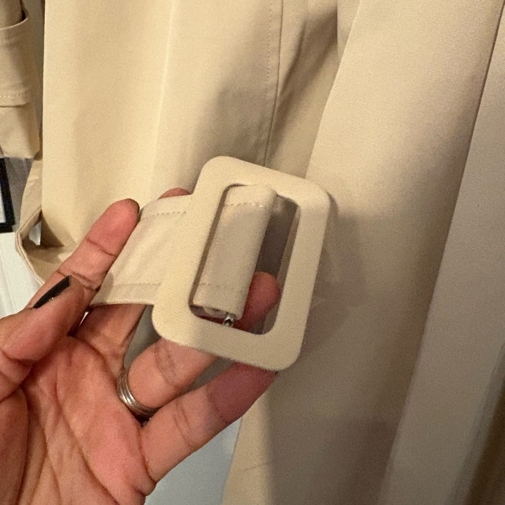 Kate Spade Classic Beige Trench Coat - Picture 9 of 9